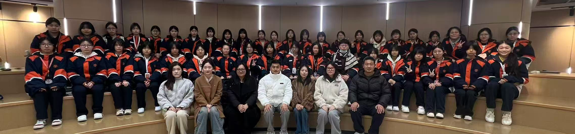 中高职协同育英才 校际交流谱新篇——我院与湖州艺校开展专业交流活动