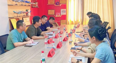 党委书记张启鹏带队赴教学单位走访调研